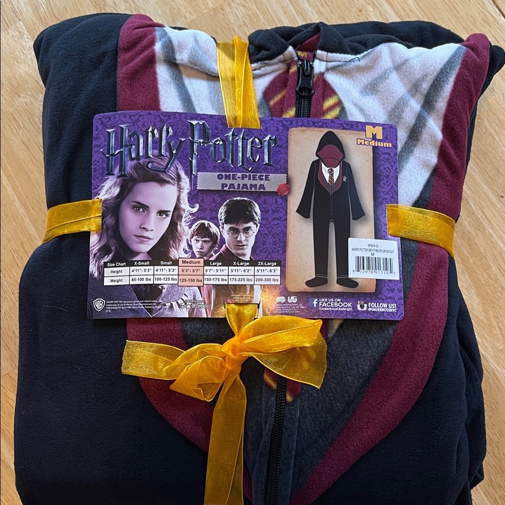 Warner Bros. Harry Potter One-Piece Pajama - Black and Burgundy